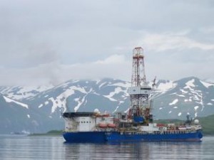 Shell wants to use its Noble Discoverer drill rig to explore the Chukchi Sea this summer. (KUCB)