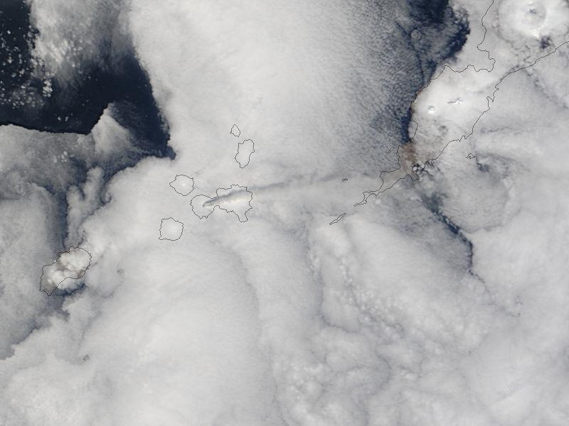 Terra MODIS satellite image of May 4 eruption plume from Cleveland/Credit: NASA