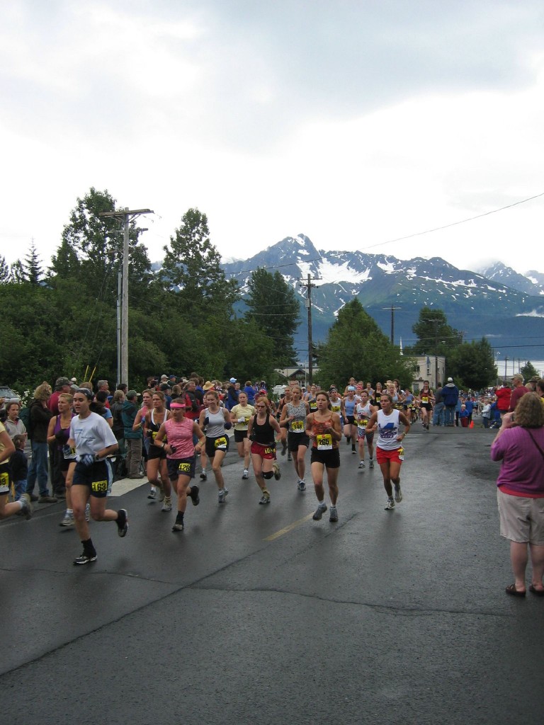 Start of the 2005 race. This file is licensed under the Creative Commons Attribution-Share Alike 2.0 Generic license.