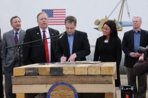 Governor Sean Parnell signed in-state gasline legislation at the Pipeline Training Center in Fairbanks on May 8. Pictured: Representative Jay Ramras, Representative Mike Chenault, Governor Sean Parnell, Senator Lesil McGuire, and Scott Heyworth (Photo from Governor’s Office press release)