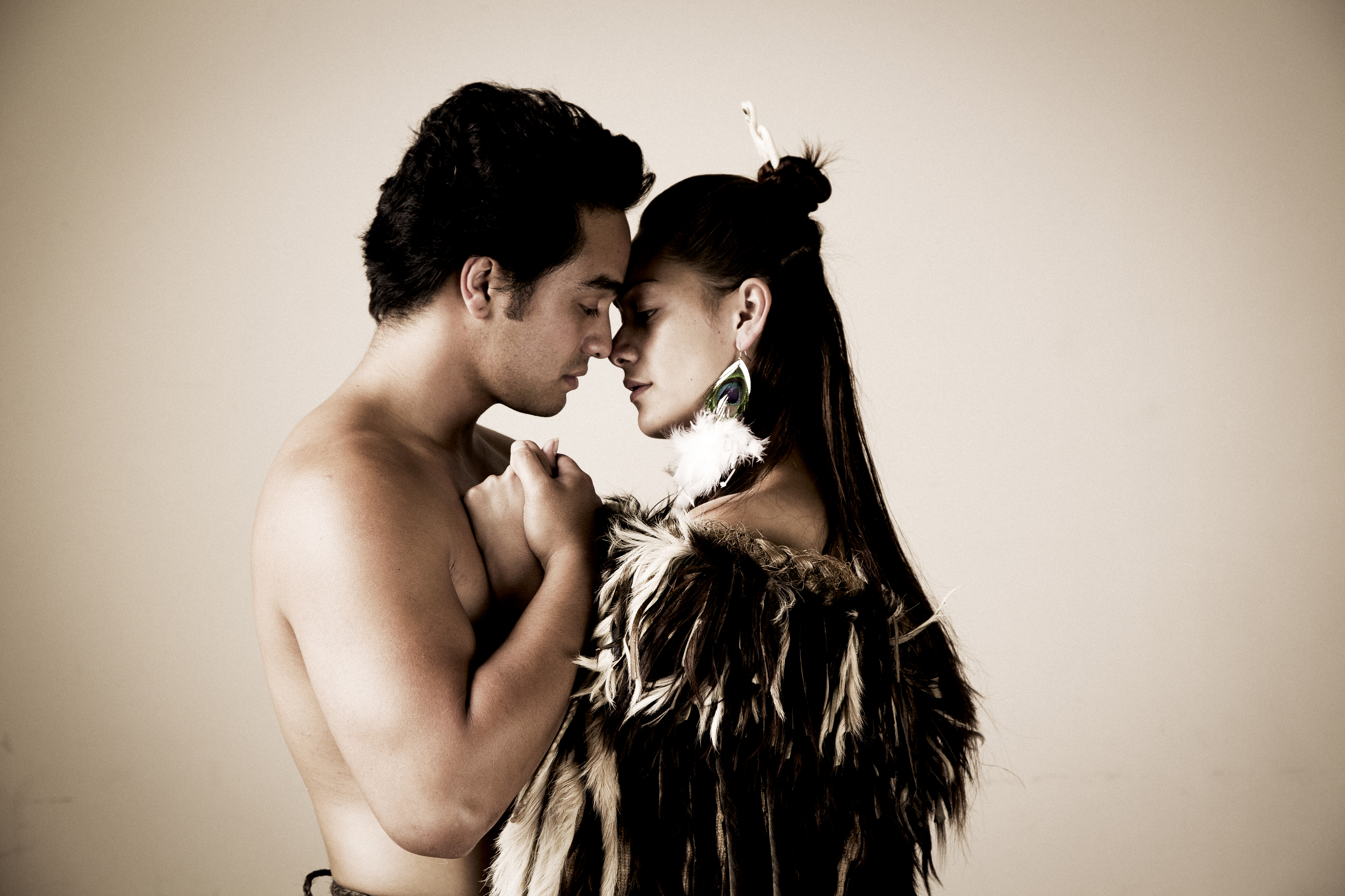Road to the Globe follows New Zealand actor Rawiri Paratene and his company, Ngakau Toa, on their journey to prepare and perform a Maori adaptation of William Shakespeare's Troilus and Cressidaat The Globe. (pHOTO: cOURTESY 
