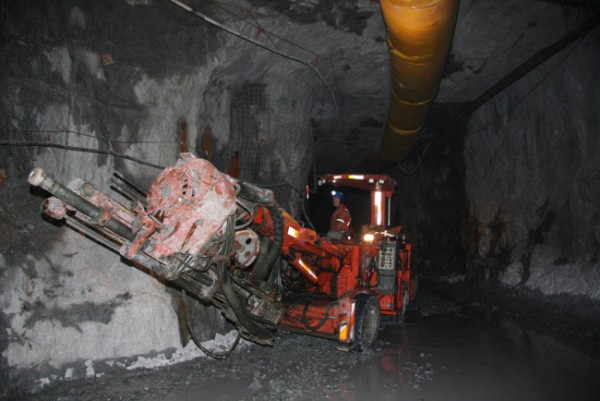 A heavy equipment operator moves a drill into position during exploration in a Brucejack Mine tunnel. (Photo courtesy Pretivm Resources)