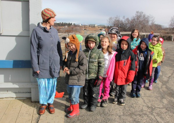 A first grade class lines up outside of Dillingham Elementary School, spring 2015. (Photo by Hannah Colton/KDLG)