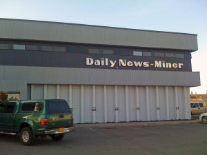 The front of the Fairbanks Daily News-Miner’s headquarters, also known as the Aurora Building, in May 2009. (Creative Commons photo by James Brooks)