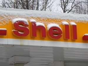 A Shell station in Anchorage, Alaska after a fall snow storm. Photo: John Ryan/KUCB