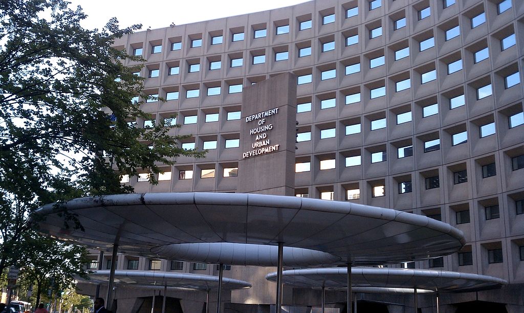 The Robert C. Weaver Federal Building in Washington, D.C., in the United States. As of September 2010, the building housed the U.S. Department of Housing and Urban Development. (Creative Commons photo by Wikimedia Commons)