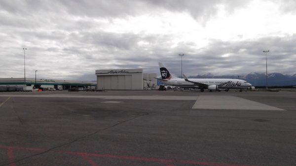 Alaska&apos;s current maintenance hangar in Anchorage, Alaska. (PRNewsFoto/Alaska Airlines)
