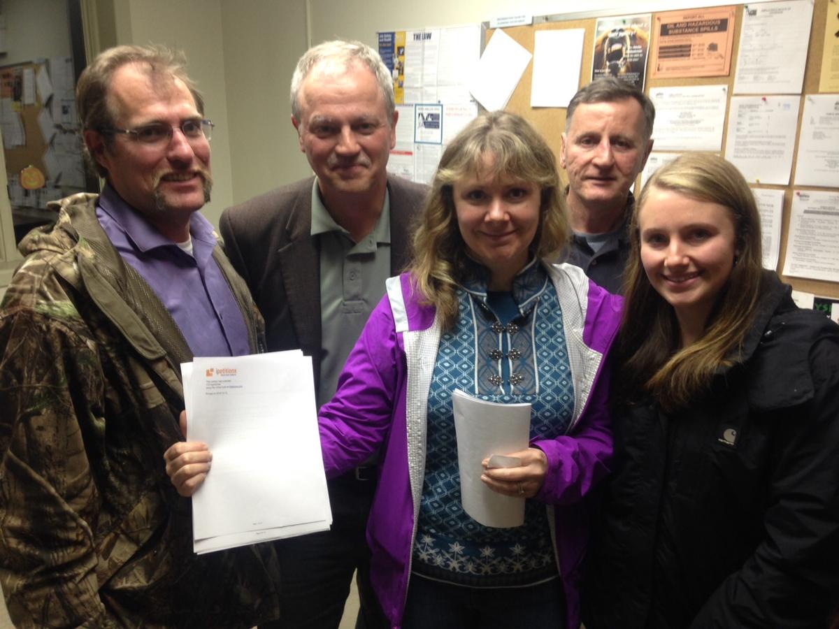 John Montooth, Rex Spofford, Jessica Denslinger, Ron Bowers and Ayla Budrow collected 133 signatures and testified to the city council against the proposed new liquor store up Lake Road. (Photo by KDLG)