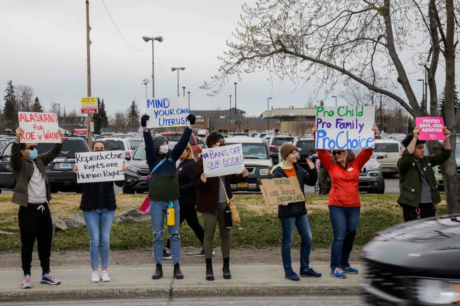 In Alaska's crowded US House race, abortion stance sets candidates