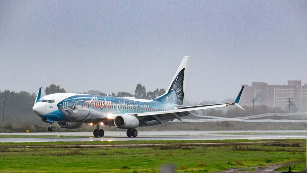 Alaska Airlines' "Salmon-Thirty-Salmon" jet