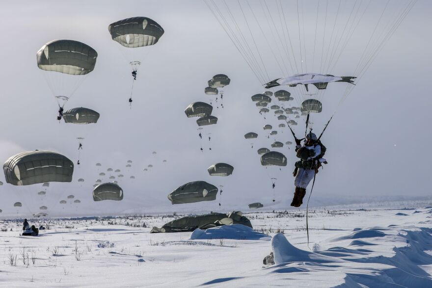 paratroopers