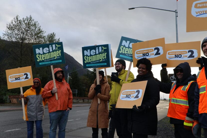 sign wavers